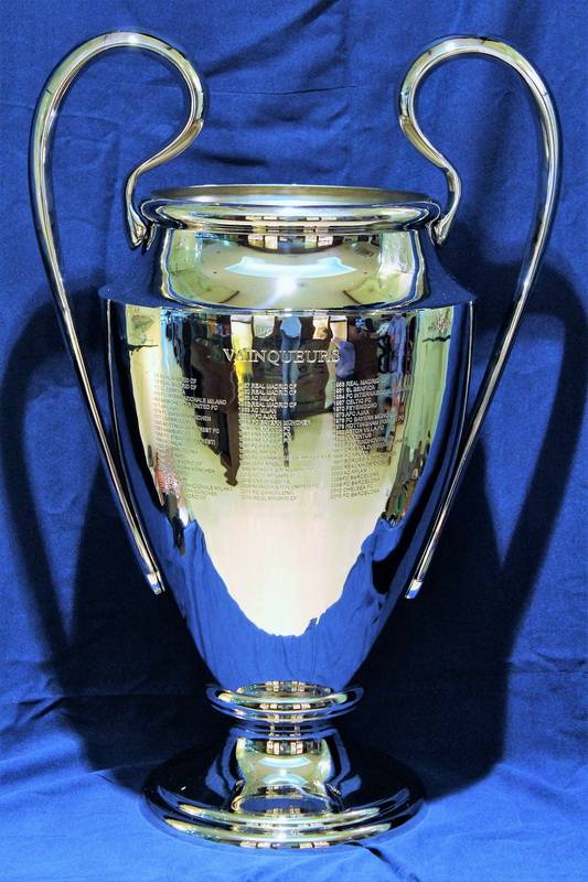 Vakantie Lil kas Replica UEFA Champions League Trophy